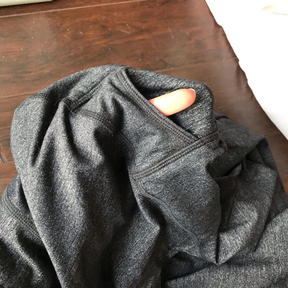 Vintage Lululemon Half Moon Hooded Athletic Yoga Jacket Luon Coal Grey sz 6 - Picture 6 of 8